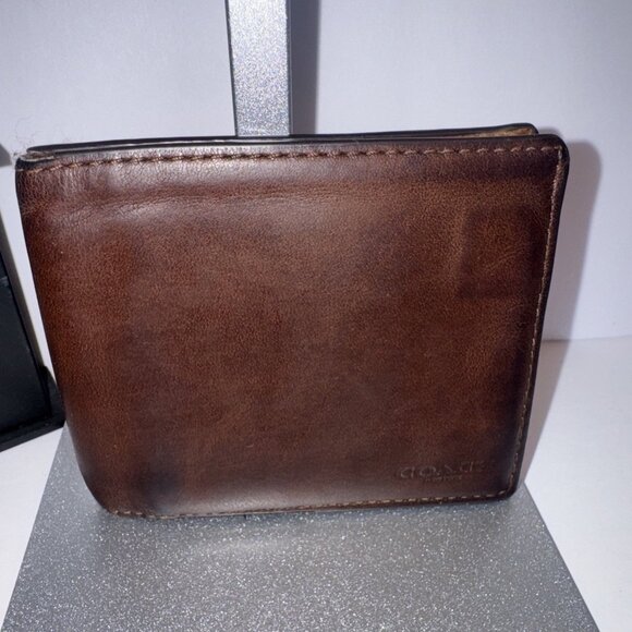 Coach Men’s Brown Sports Calf Cowhide 74896 Bifold Wallet 4.5x4” PROJECT - Picture 1 of 9